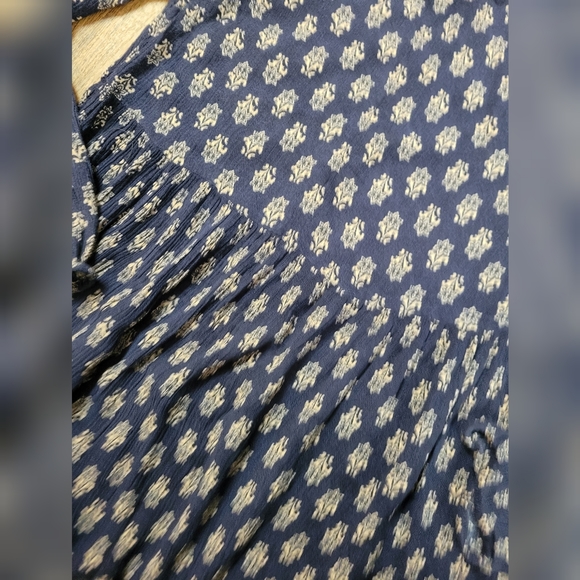 FREE W BUNDLE Ardene babydoll top - Picture 2 of 10